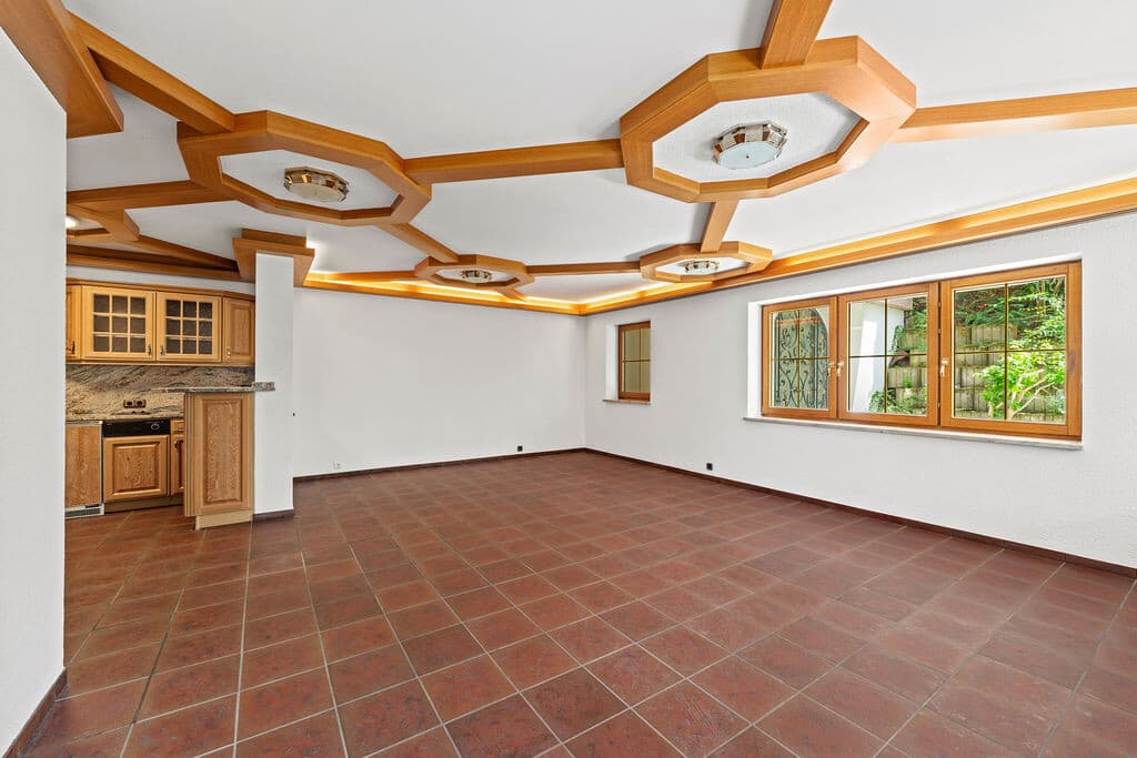 Wohnen/Essen/Kochen UG