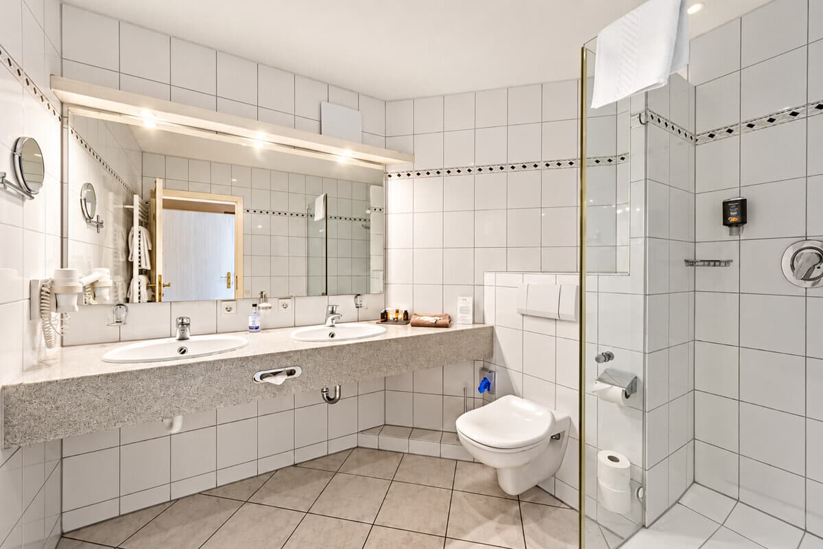 Bad Hotelzimmer Obergeschoss
