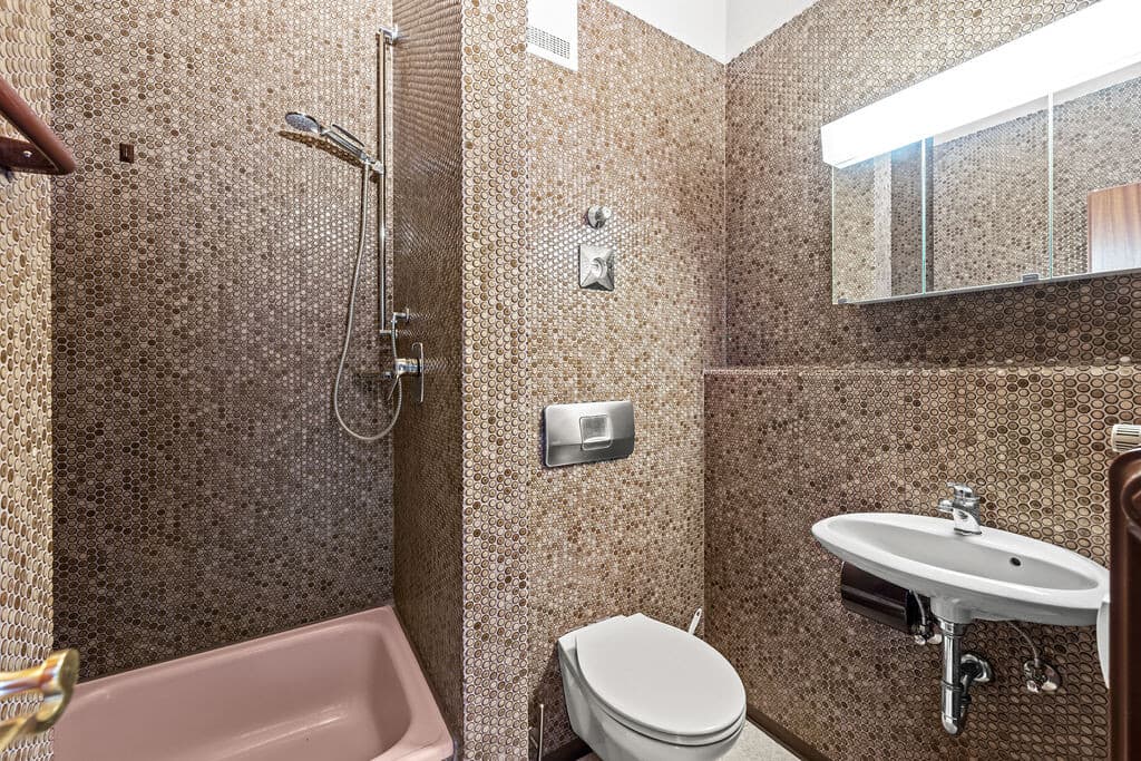Badezimmer in der Galerie
