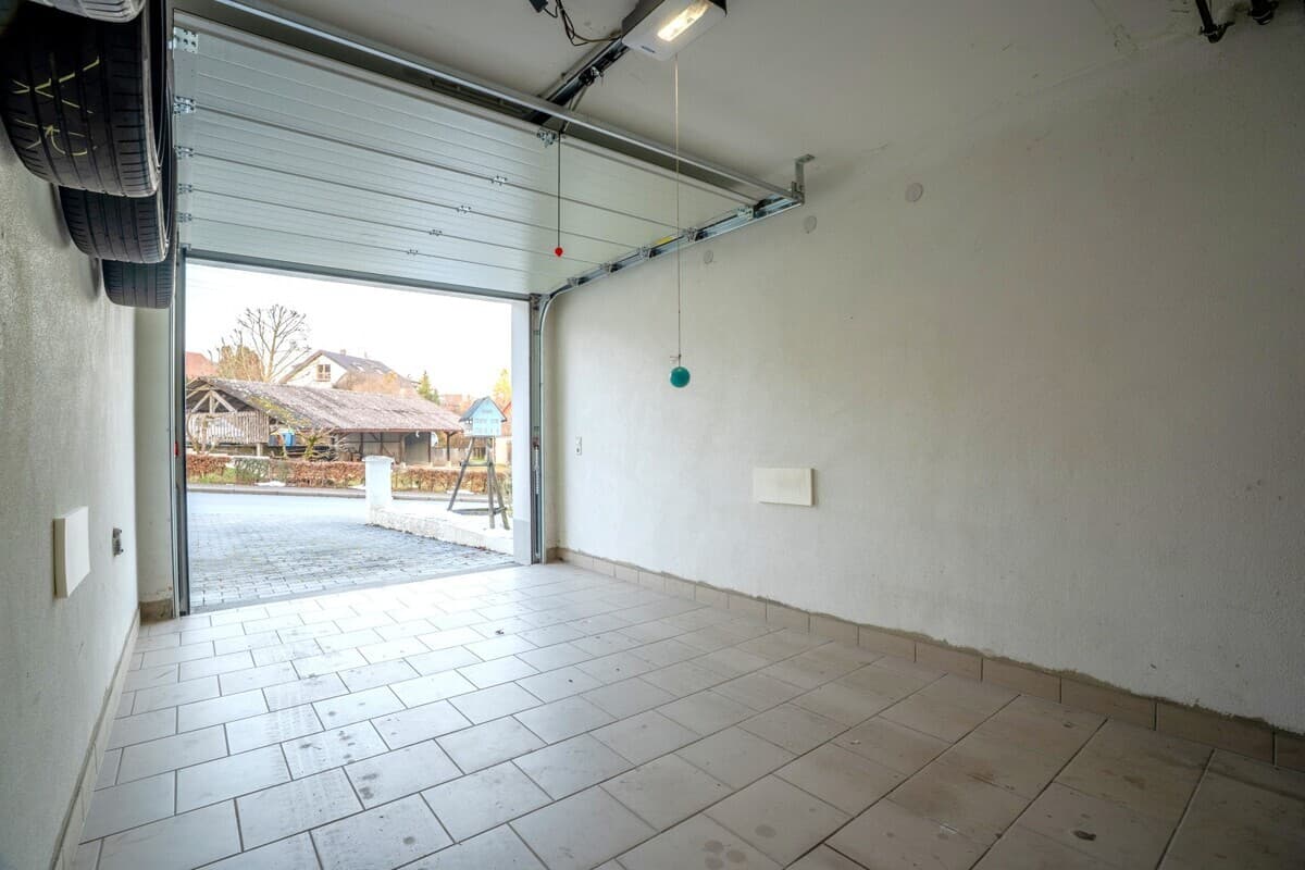 Garage links