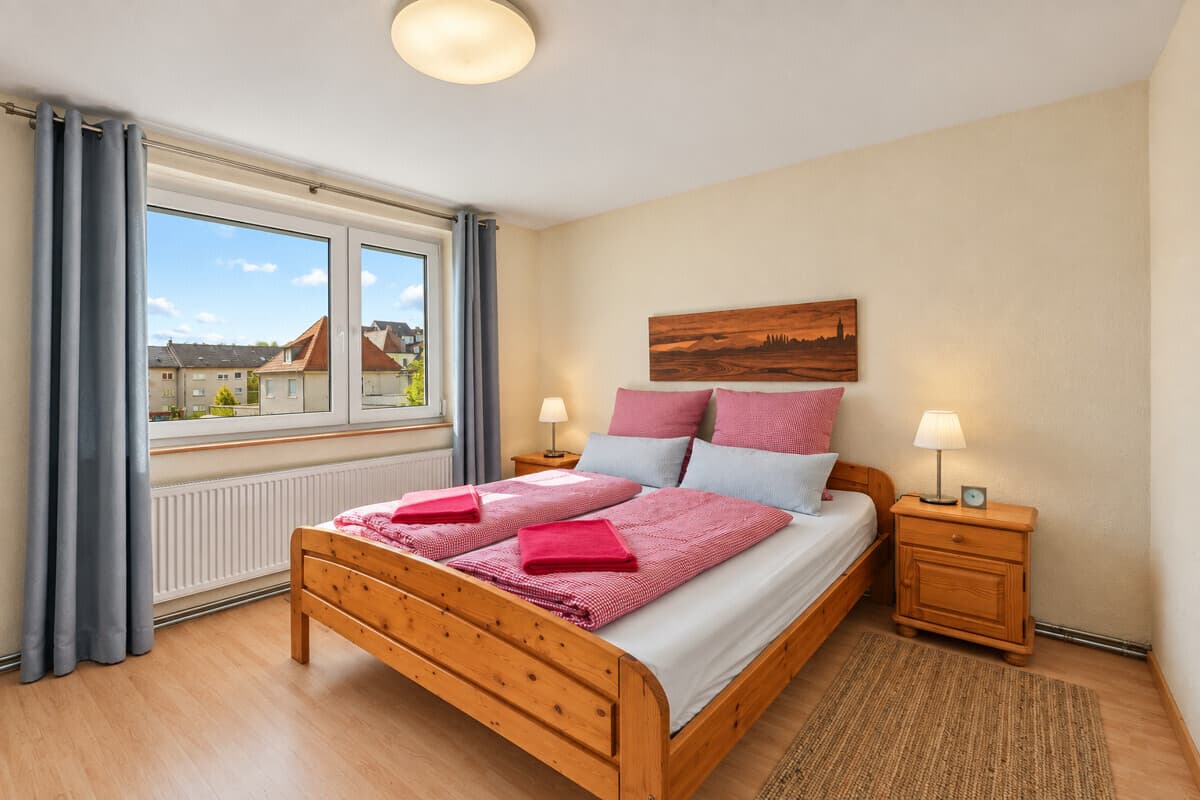 Schlafzimmer 2. OG