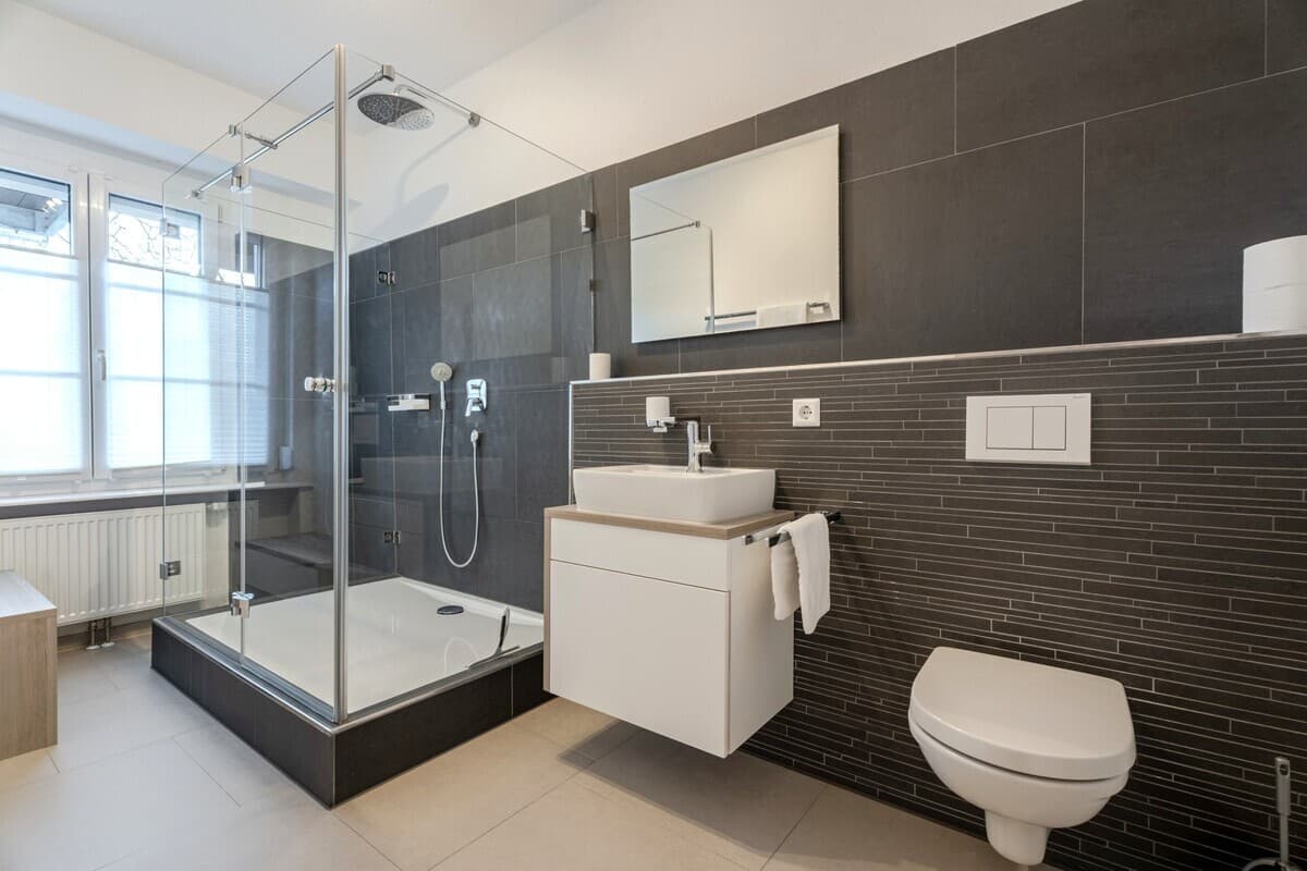 Wohnung 2 EG Tageslichtbad