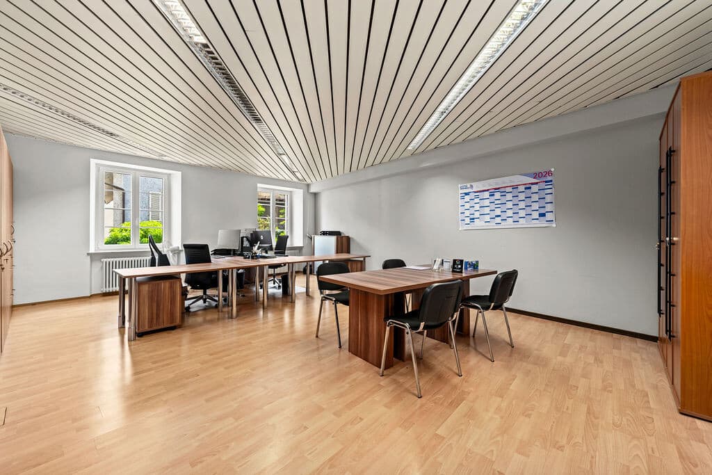 Büro Gewerbeeinheit im 1.OG